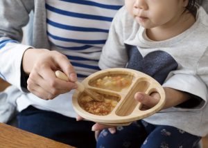 天然素材のぬくもり。agneyの離乳食食器